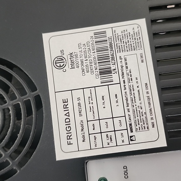 Frigidaire Mini Fridge For Make Up with Handle - Picture 4 of 8